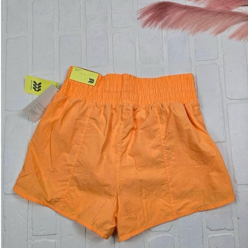 All In Motion High Rise Orange Shorts XS - Picture 2 of 3